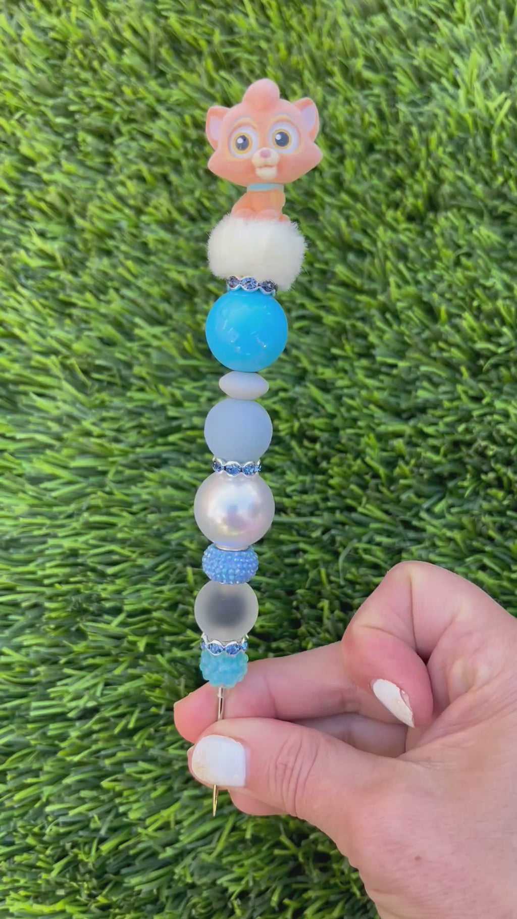 Oliver the Cat Beaded Weeding Tool